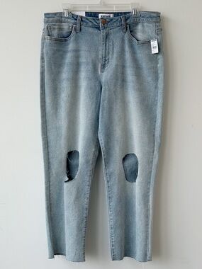 RSQ • High Rise Distressed Knee Jeans